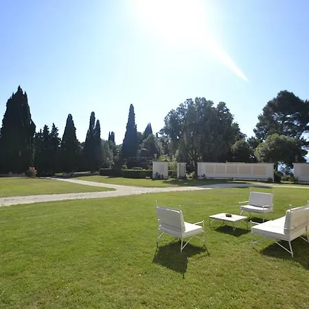 Villa Sleeps 23 Pool Air Con Wifi *