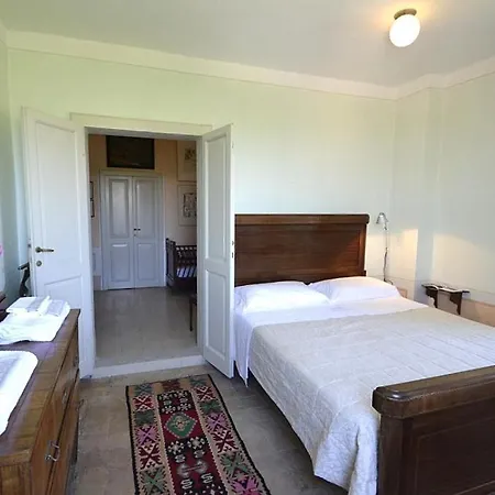 Sleeps 23 Pool Air Con Wifi