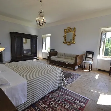 Villa Sleeps 23 Pool Air Con Wifi Spoleto