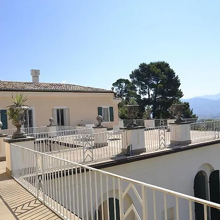 Sleeps 23 Pool Air Con Wifi *