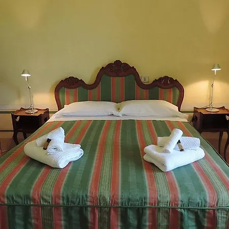 Villa Sleeps 23 Pool Air Con Wifi Spoleto