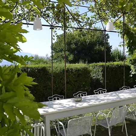 Sleeps 23 Pool Air Con Wifi