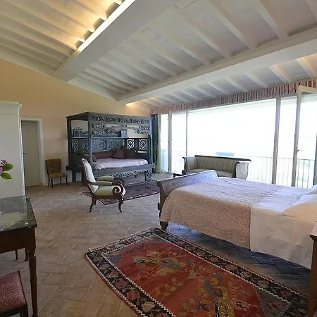 Sleeps 23 Pool Air Con Wifi Villa