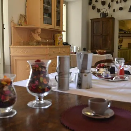Sleeps 23 Pool Air Con Wifi * Spoleto